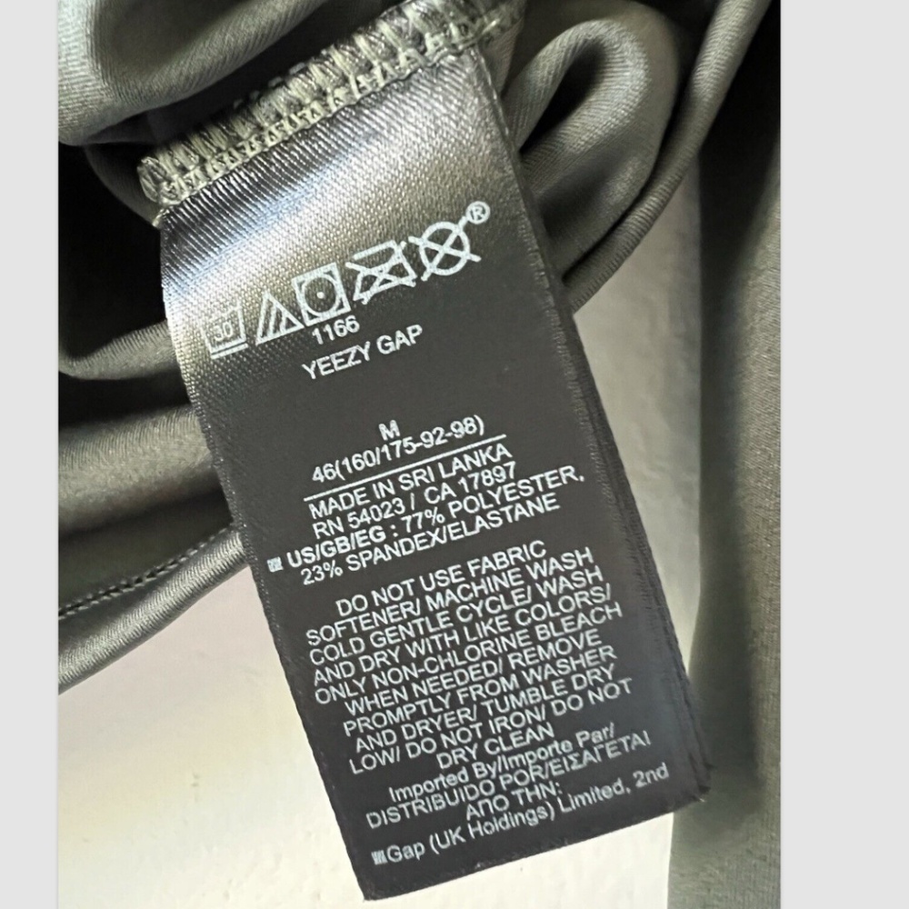 YZY Yeezy Gap Women’s Second Skin Long Sleeve Grey Size Medium New - Picture 4 of 6